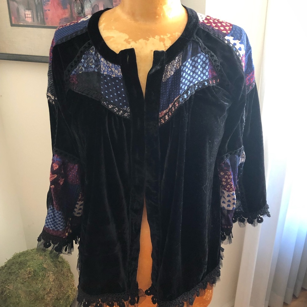 Pol Velvet Jacket Small - image 1